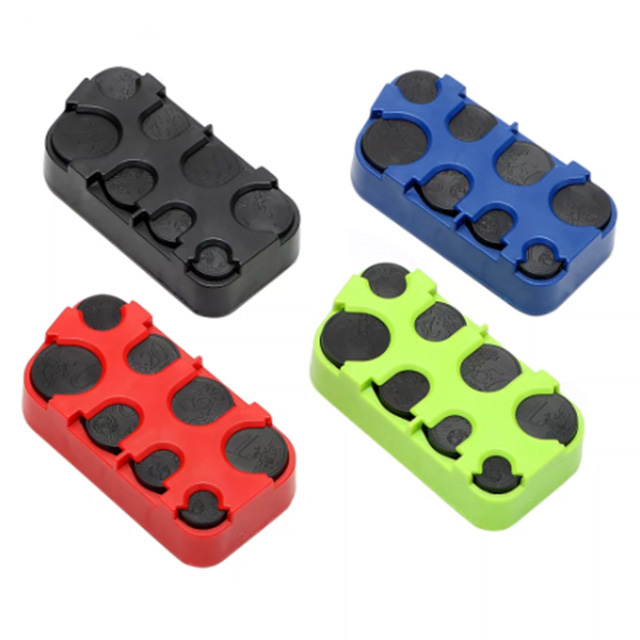 Plastikozko txanpon-zorro batek zure txanponak antolatuta eta eskuragarria nola mantentzen dituen